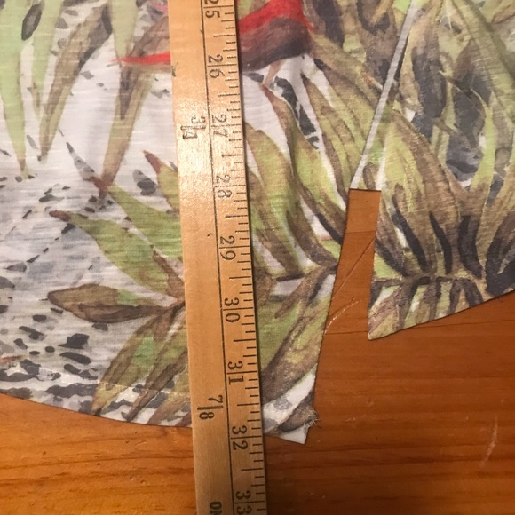 Terra&Sky top, 1X (16W-18W), animal, tropical, floral, multi colored. - Picture 9 of 14